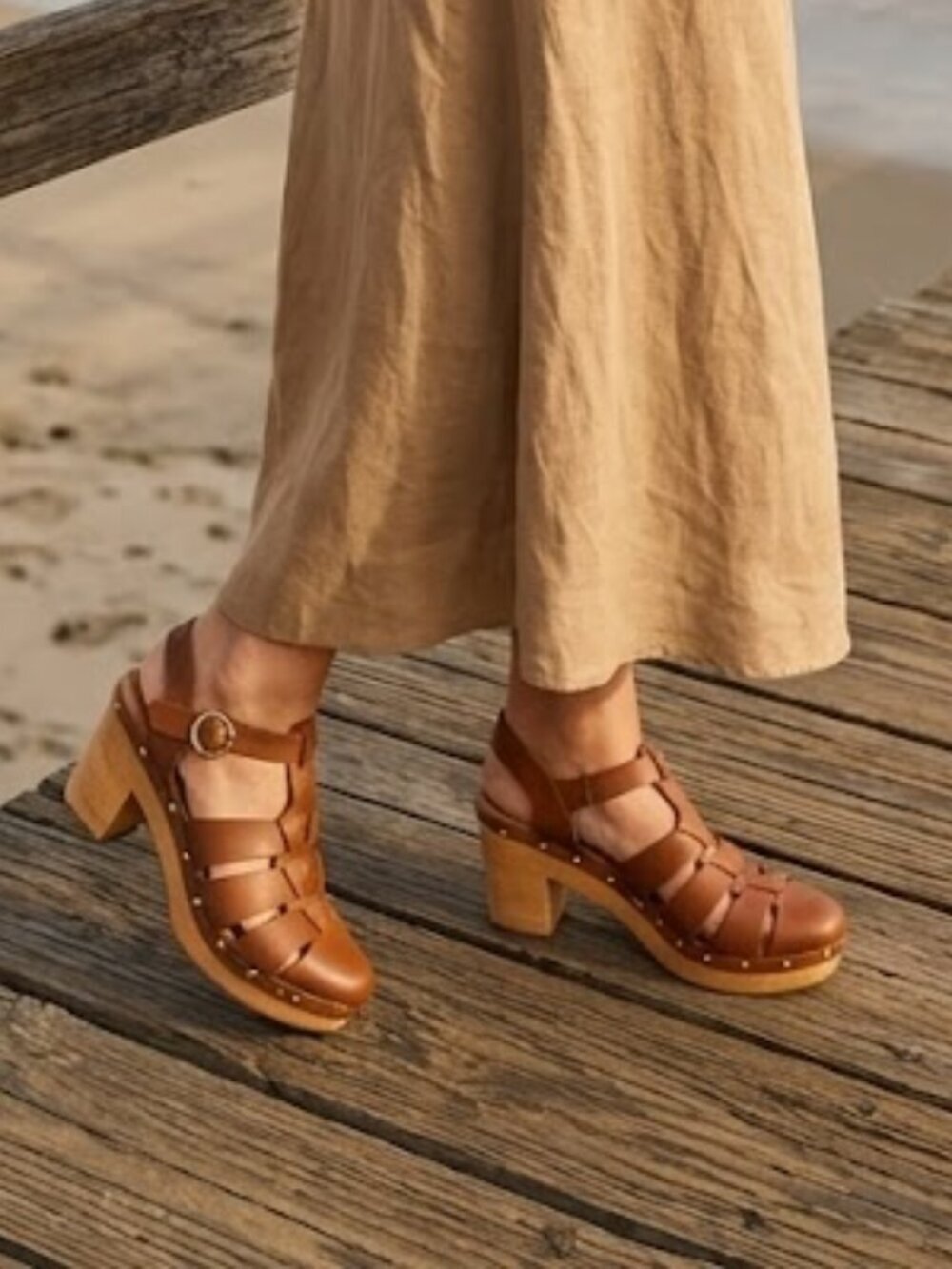 Anthropologie Pilcro Fisherman Clog Heels 8.5 Leather Retro Boho Shoes
